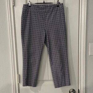 Dalia Capri Pants Navy and White Patterned Fabric in perfect perfect condition